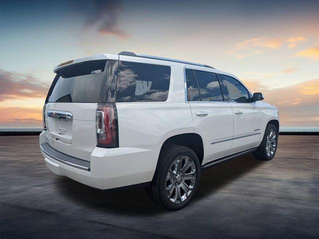 Photo of 2016 White Frost Tricoat GMC Yukon