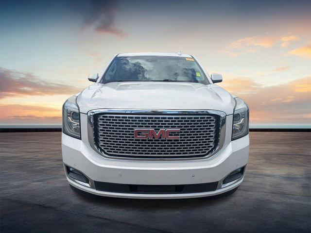 Photo of 2016 White Frost Tricoat GMC Yukon