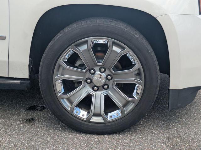 Photo of 2016 White Frost Tricoat GMC Yukon