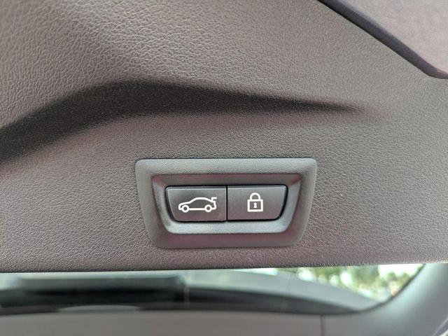 Photo of 2019 Arctic Gray Metallic BMW X5