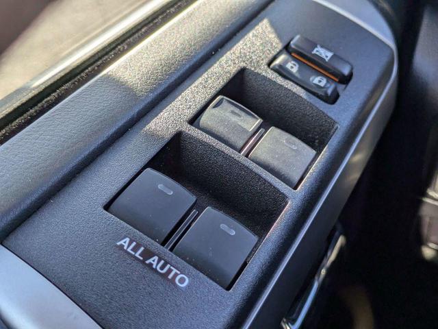 Photo of 2023 Ice Cap Toyota 4Runner