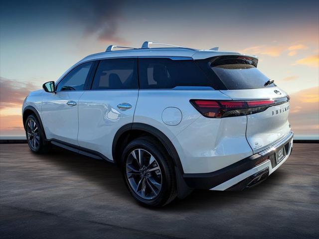 Photo of 2025 Majestic White INFINITI QX60