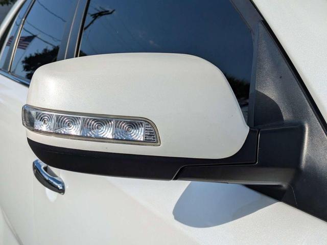 Photo of 2014 Snow White Pearl Kia Sorento