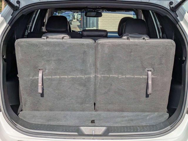 Photo of 2014 Snow White Pearl Kia Sorento