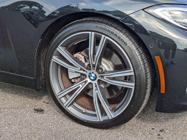 Photo of 2021 Black Sapphire Metallic BMW 430