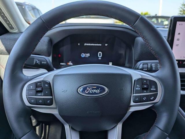 Photo of 2025 Black Metallic Ford Explorer