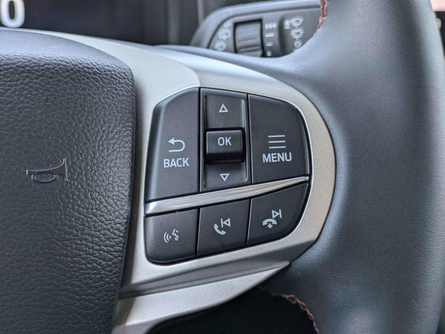 Photo of 2025 Black Metallic Ford Explorer