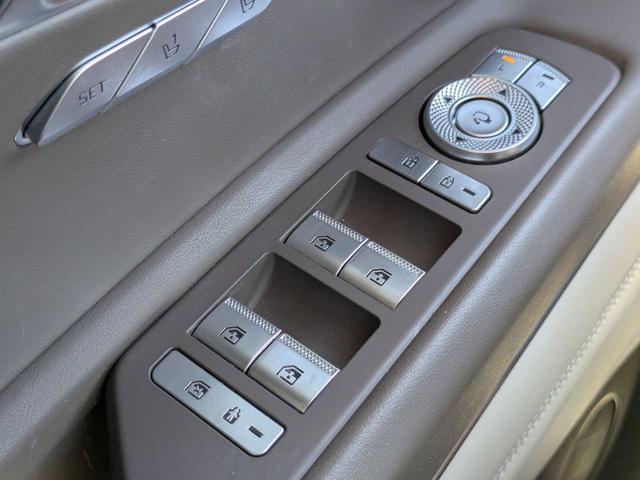 Photo of 2023 Himalayan Gray Genesis GV80