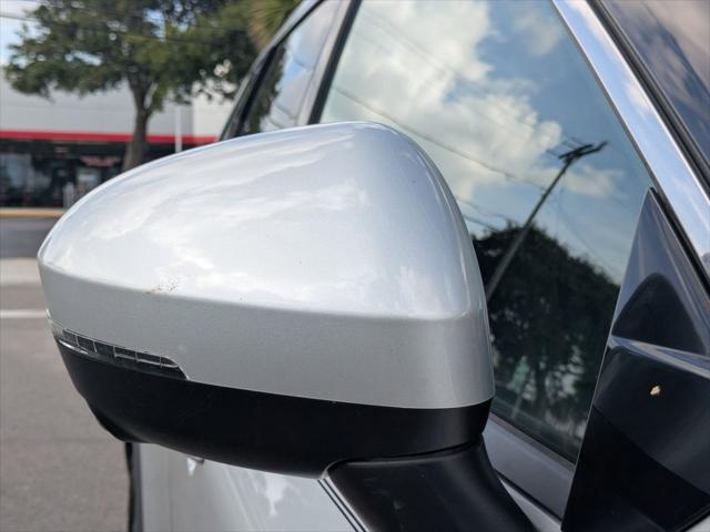 Photo of 2021 Brilliant Silver Metallic Nissan Rogue