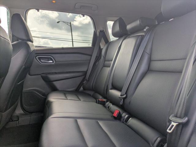 Photo of 2021 Brilliant Silver Metallic Nissan Rogue