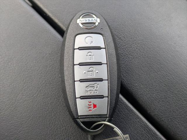 Photo of 2021 Brilliant Silver Metallic Nissan Rogue