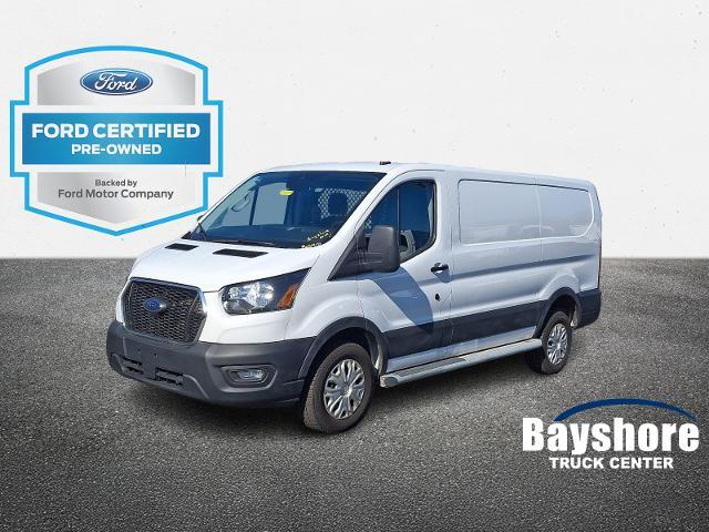 Photo of 2023 OXFORD WHITE Ford Transit-250