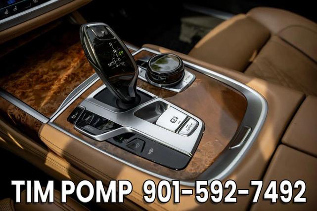 Photo of 2019 Imperial Blue Metallic BMW 750