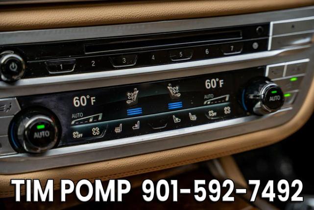 Photo of 2019 Imperial Blue Metallic BMW 750