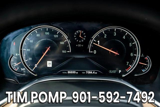 Photo of 2019 Imperial Blue Metallic BMW 750