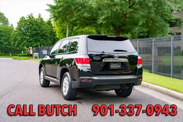 Photo of 2012 Black Toyota Highlander