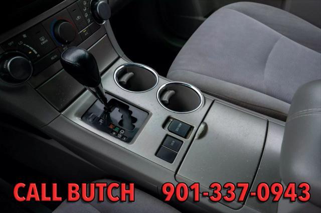 Photo of 2012 Black Toyota Highlander