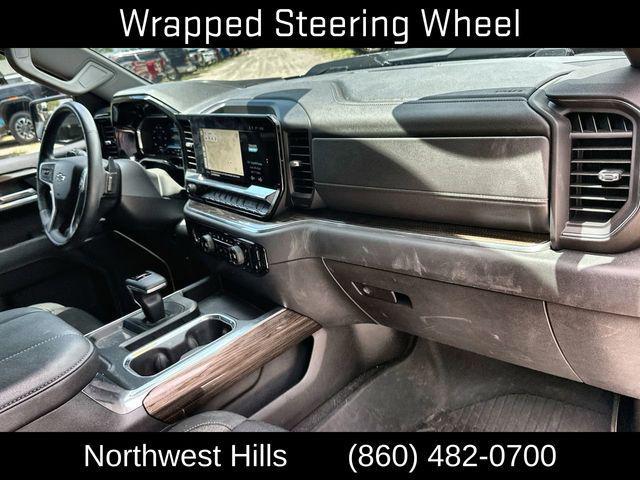 Photo of 2023 Black Chevrolet Silverado 1500