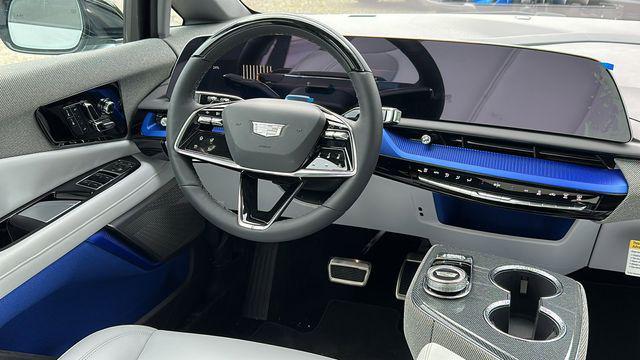 Photo of 2025 Argent Silver Metallic Cadillac OPTIQ