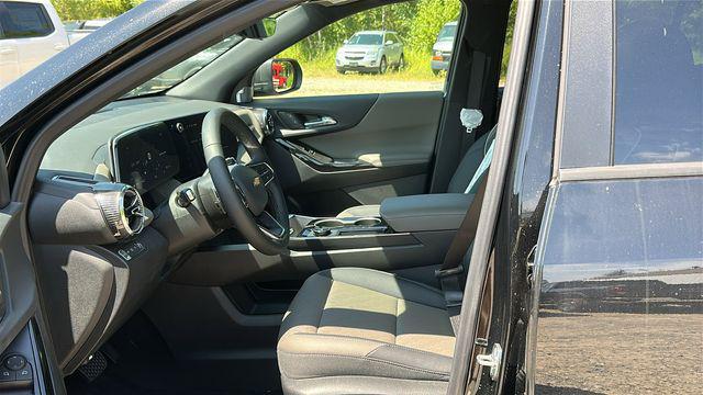 Photo of 2026 Mosaic Black Metallic Chevrolet Equinox
