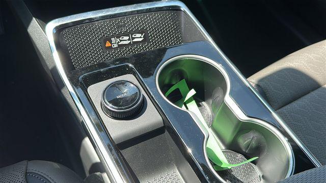 Photo of 2026 Mosaic Black Metallic Chevrolet Equinox