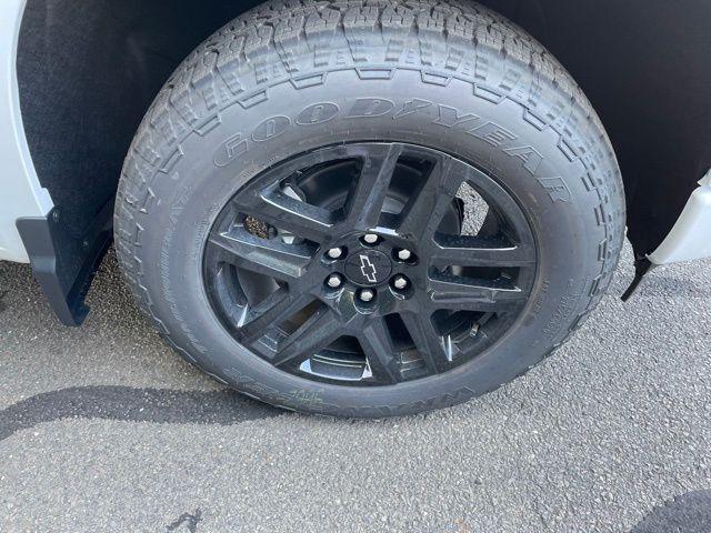 Photo of 2026 Summit White Chevrolet Silverado 1500