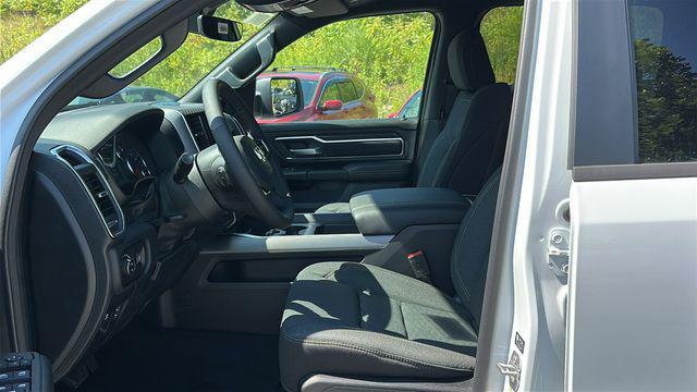Photo of 2025 Bright White Clearcoat RAM 1500