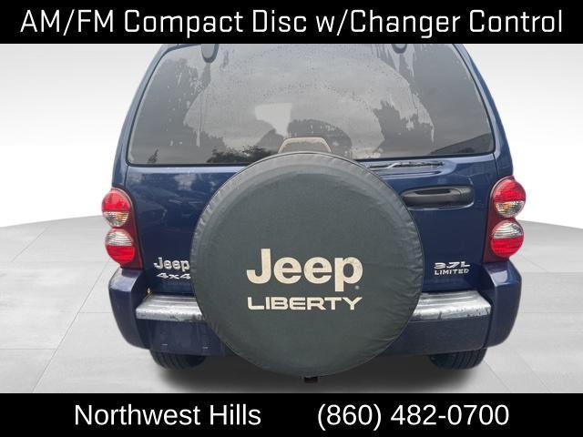 Photo of 2006 Midnight Blue Pearlcoat Jeep Liberty