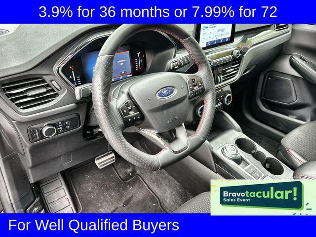 Photo of 2024 rock metallic Ford Escape