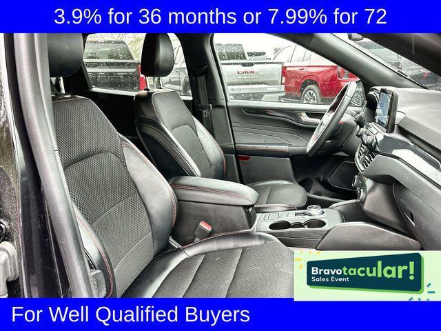 Photo of 2024 rock metallic Ford Escape