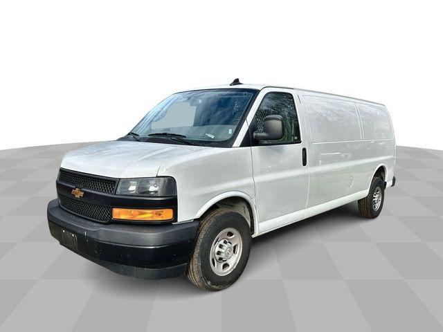 2022 Chevrolet Express 2500