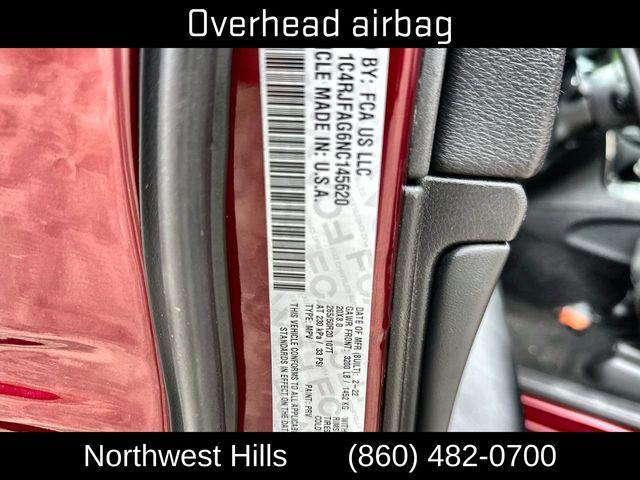 Photo of 2022 Velvet Red Pearlcoat Jeep Grand Cherokee