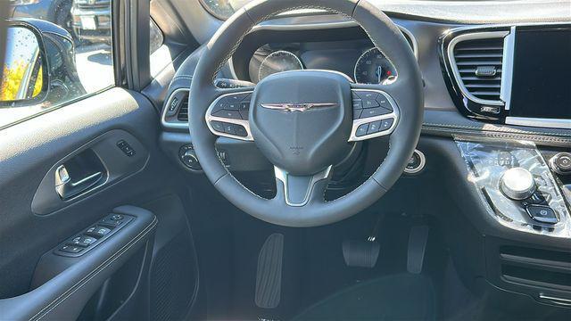 Photo of 2026 Pxj Chrysler Pacifica