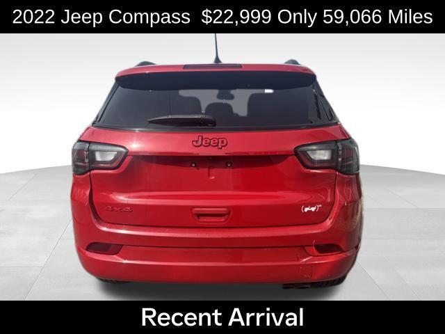 Photo of 2022 Redline Pearlcoat Jeep Compass