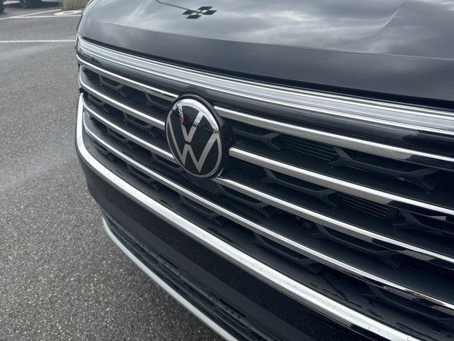 Photo of 2025 Deep Black Pearl Volkswagen Atlas