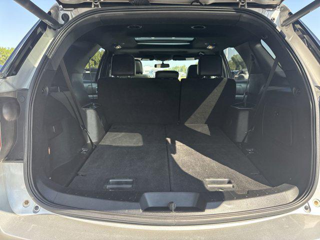 Photo of 2017 Ingot Silver Metallic Ford Explorer