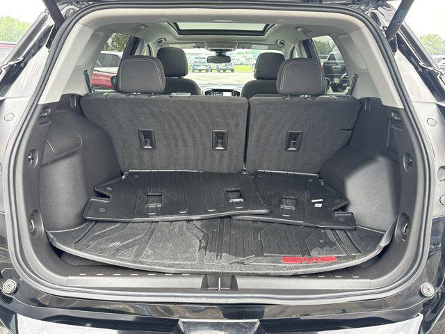 Photo of 2022 Ebony Twilight Metallic GMC Terrain