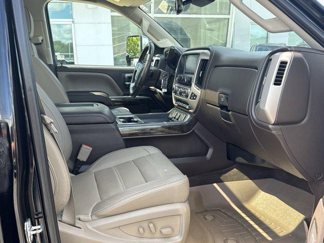 Photo of 2016 Onyx Black GMC Sierra 2500