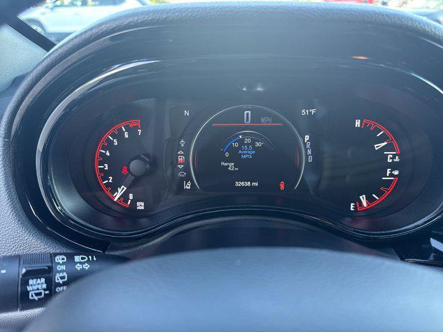 Photo of 2022 Octane Red Pearlcoat Dodge Durango