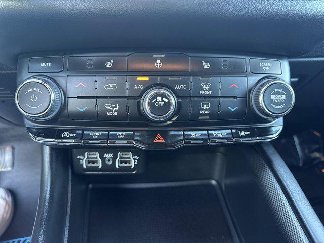 Photo of 2022 Octane Red Pearlcoat Dodge Durango