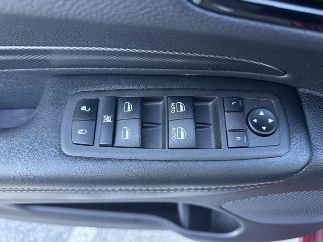 Photo of 2022 Octane Red Pearlcoat Dodge Durango