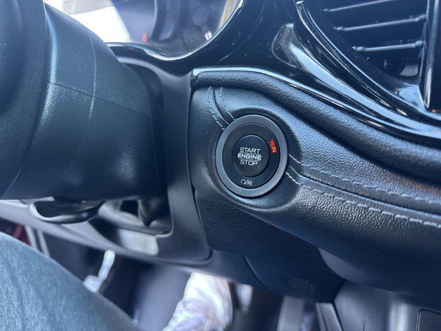 Photo of 2022 Octane Red Pearlcoat Dodge Durango