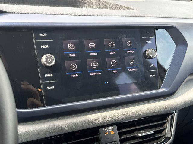 Photo of 2022 Pure White Volkswagen Taos