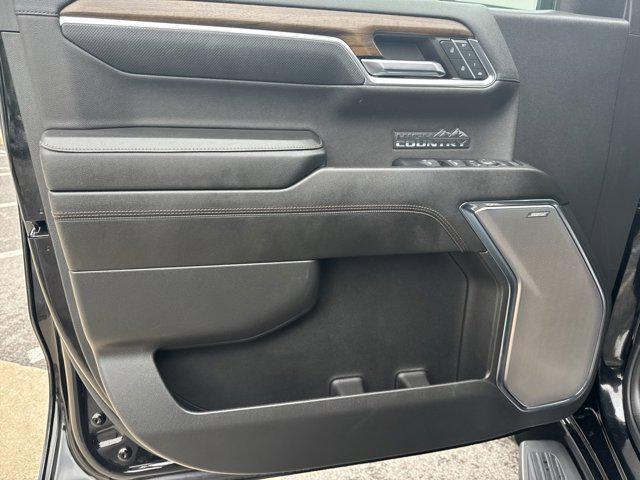 Photo of 2024 Black Chevrolet Silverado 1500