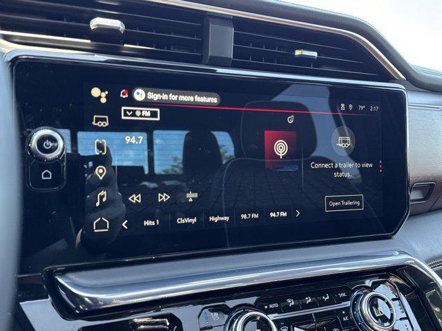 Photo of 2023 White Frost Tricoat GMC Sierra 1500