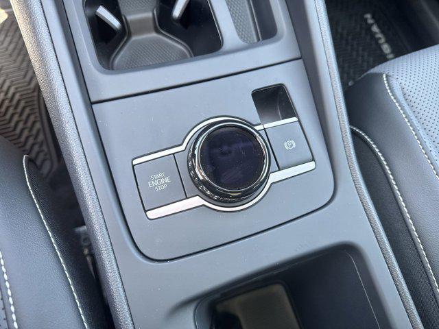 Photo of 2025 Pure White Volkswagen Tiguan
