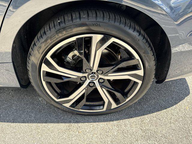 Photo of 2025 Denim Blue Metallic Volvo S60
