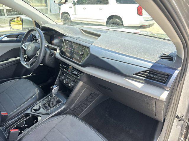 Photo of 2022 Pyrite Silver Metallic Volkswagen Taos