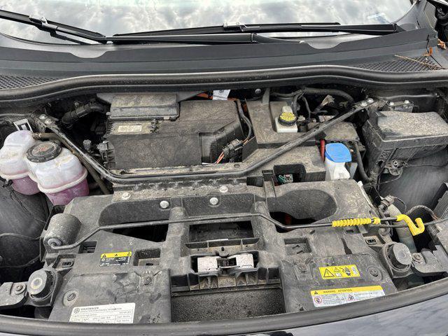 Photo of 2021 Mythos Black Metallic Volkswagen ID.4