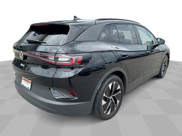 Photo of 2021 Mythos Black Metallic Volkswagen ID.4
